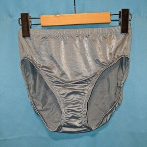 Dance pants multiple sizes